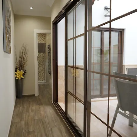 William House Apartment